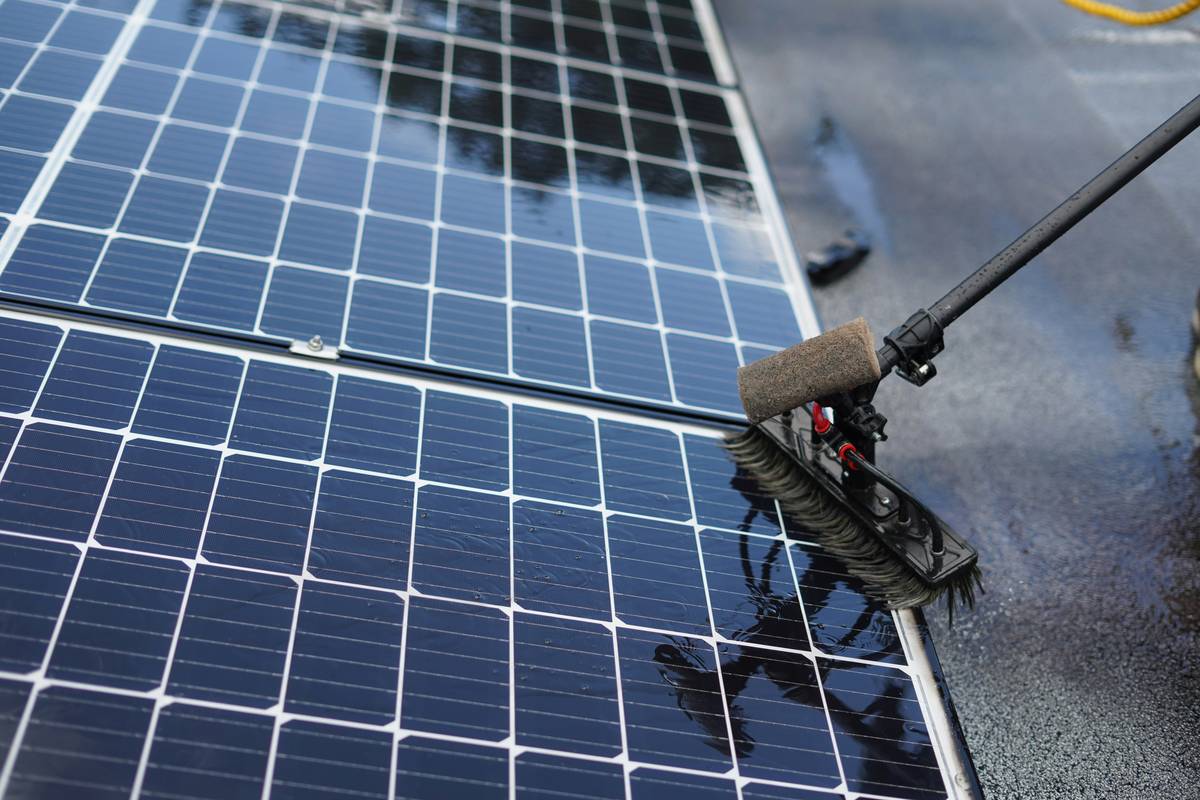 Solar Panel Cleaning Insurance: 7 Proven Ways to Avoid Costly Mistakes